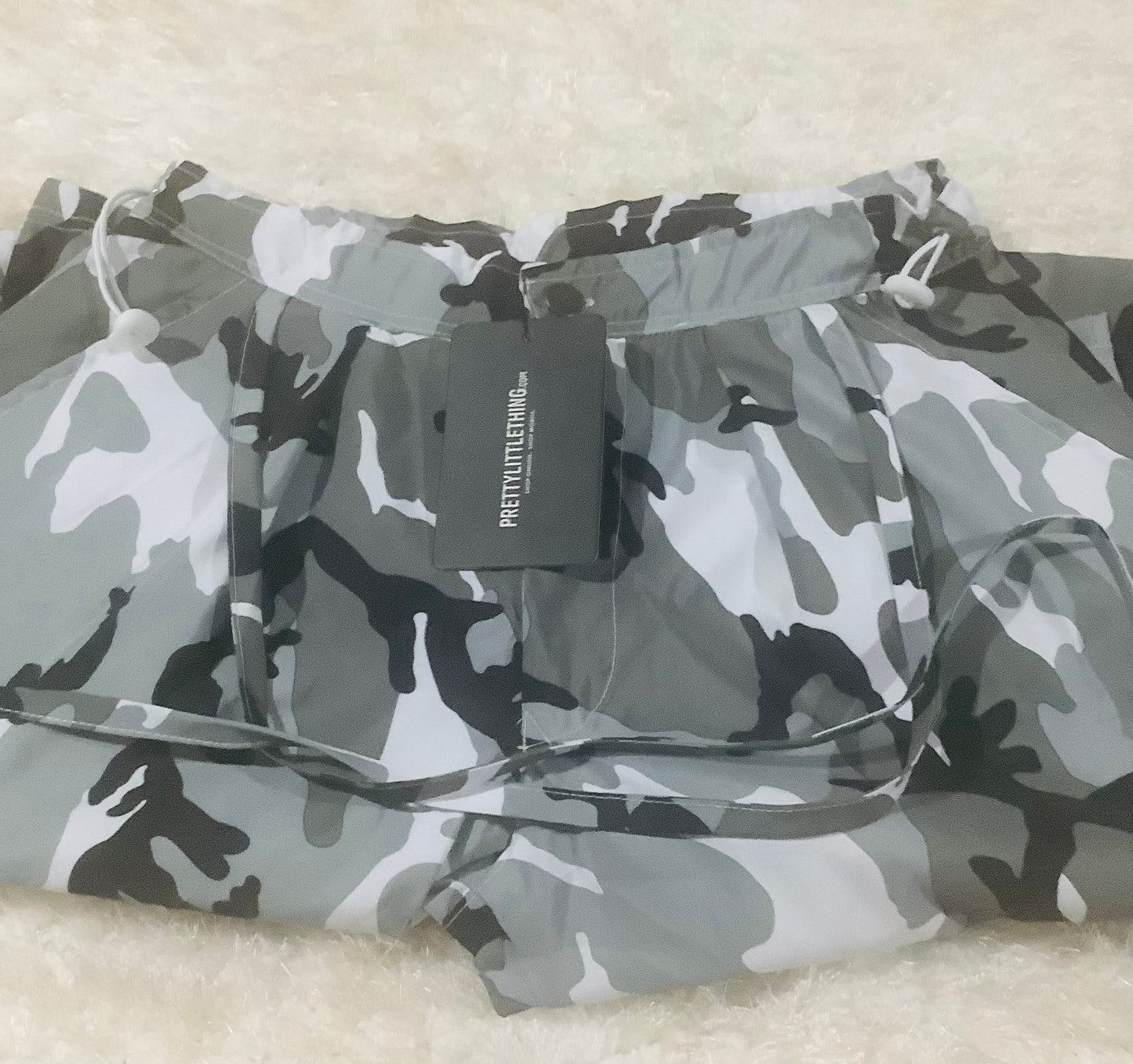 PLT: New Grey Camo Print Lighweight She’ll Low Rise Cargo