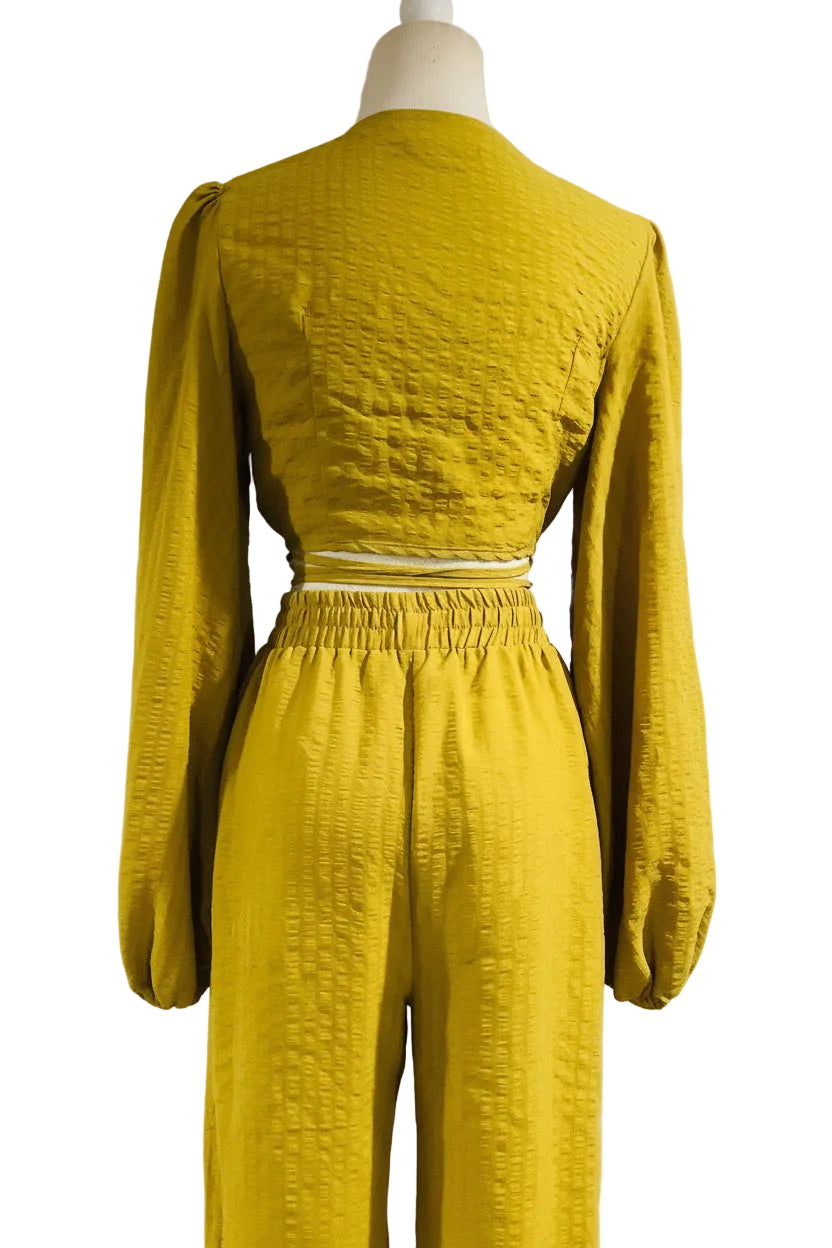 Boohoo Yellow Textured Relaxed Fit Two-Piece Jogger Set