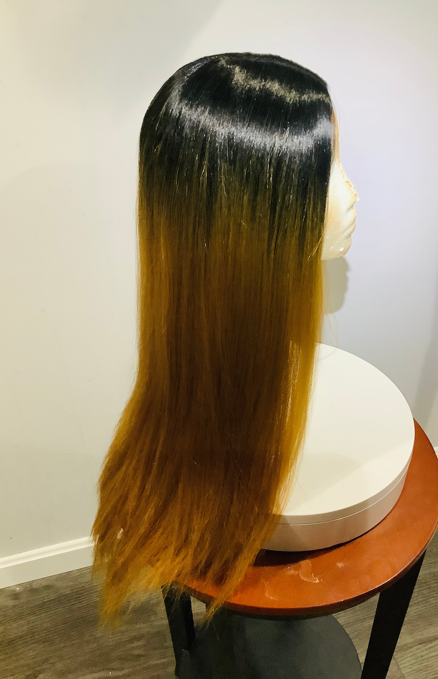 Bone Straight 2×6 Lace Frontal Wig | Ombre Black Root to Blonde | Pre-Owned
