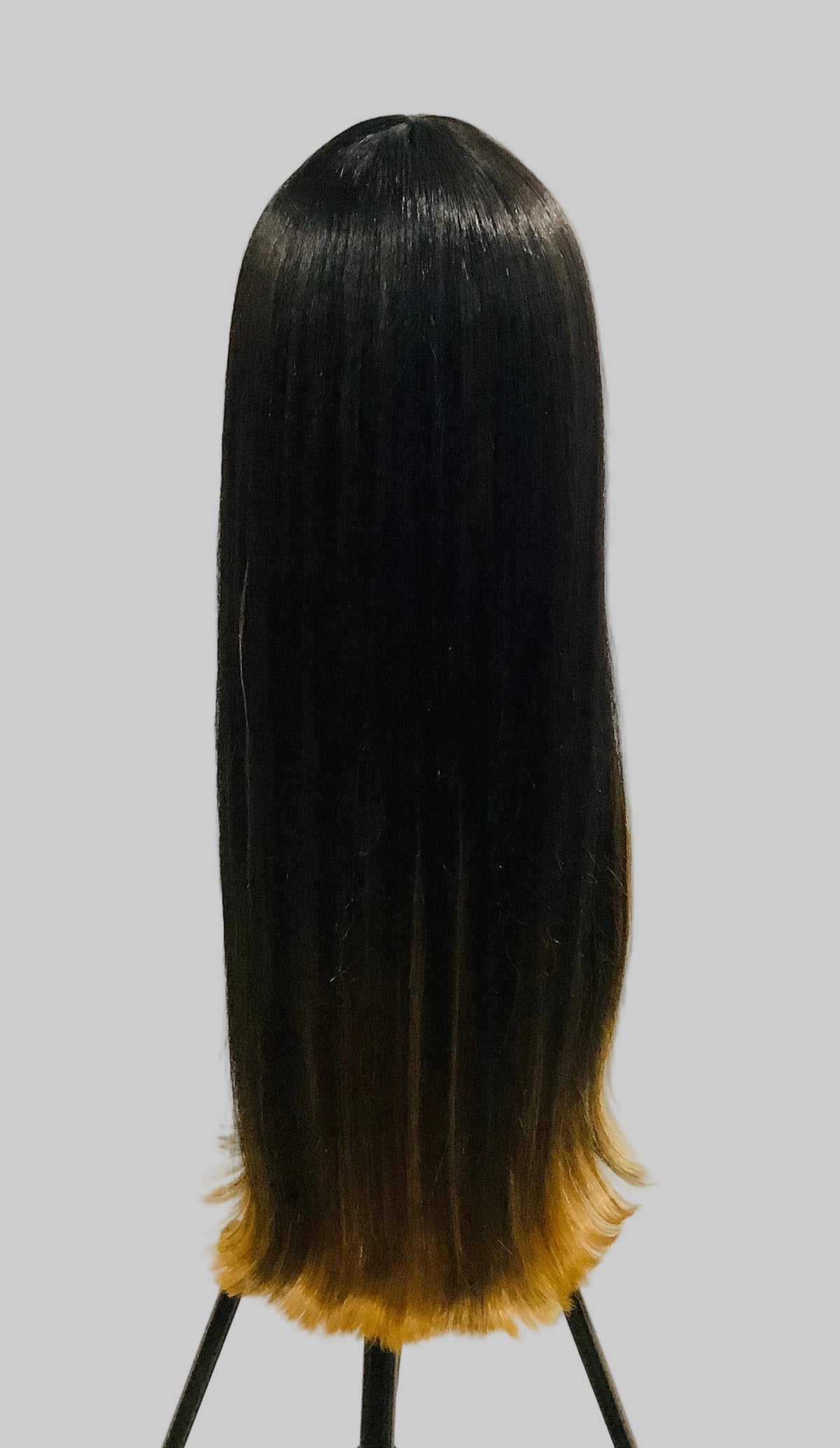 Ombré 1B/27 Human Blend Straight Wig with Bangs | Pre-Owned