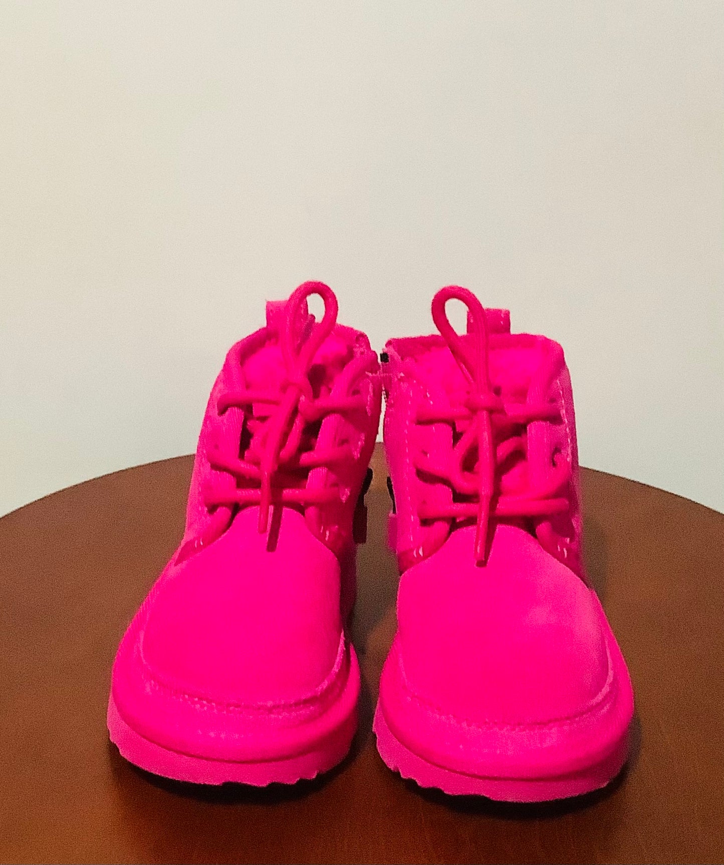 UGG: Toddler Kids' Neumel II Water Resistant Chukka Boot - Pre-Owned-Used