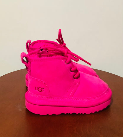 UGG: Toddler Kids' Neumel II Water Resistant Chukka Boot - Pre-Owned-Used