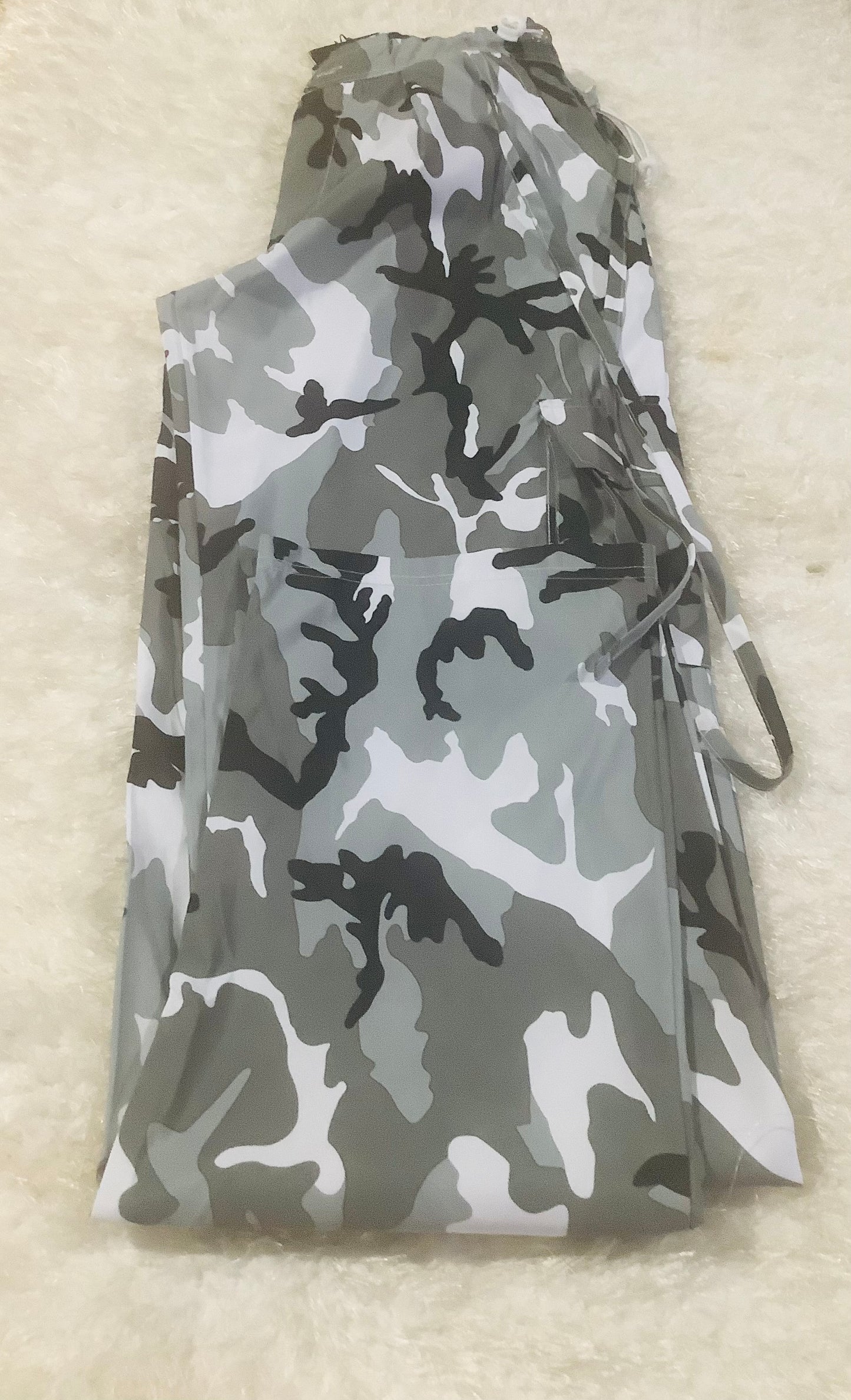 PLT: New Grey Camo Print Lighweight She’ll Low Rise Cargo