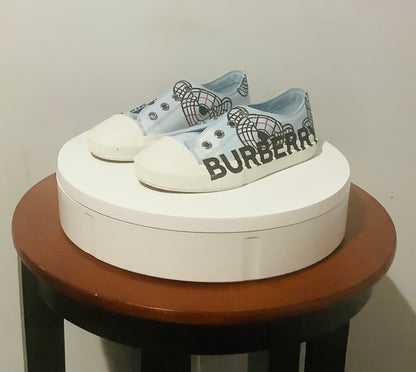Burberry: Kid's K1 Larkhall Bear-Print Logo Sneakers-Laceless-Pre-Owned