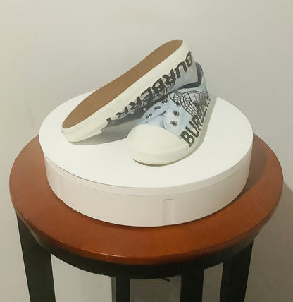 Burberry: Kid's K1 Larkhall Bear-Print Logo Sneakers-Laceless-Pre-Owned