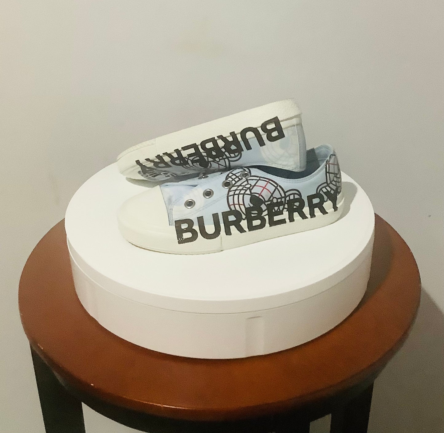 Burberry: Kid's K1 Larkhall Bear-Print Logo Sneakers-Laceless-Pre-Owned