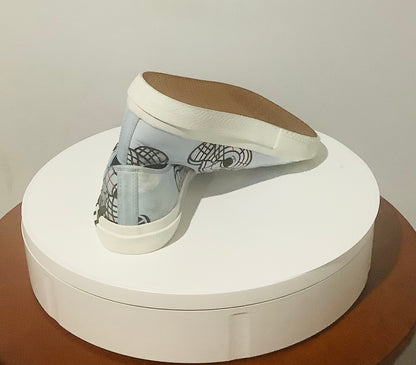 Burberry: Kid's K1 Larkhall Bear-Print Logo Sneakers-Laceless-Pre-Owned