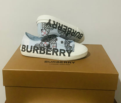 Burberry: Kid's K1 Larkhall Bear-Print Logo Sneakers-Laceless-Pre-Owned