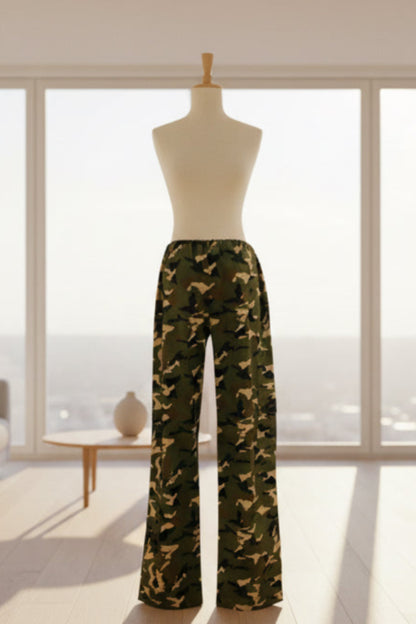Green Camo Parachute Cargo Pants – Pretty Little Thing | Low Rise Straight Leg