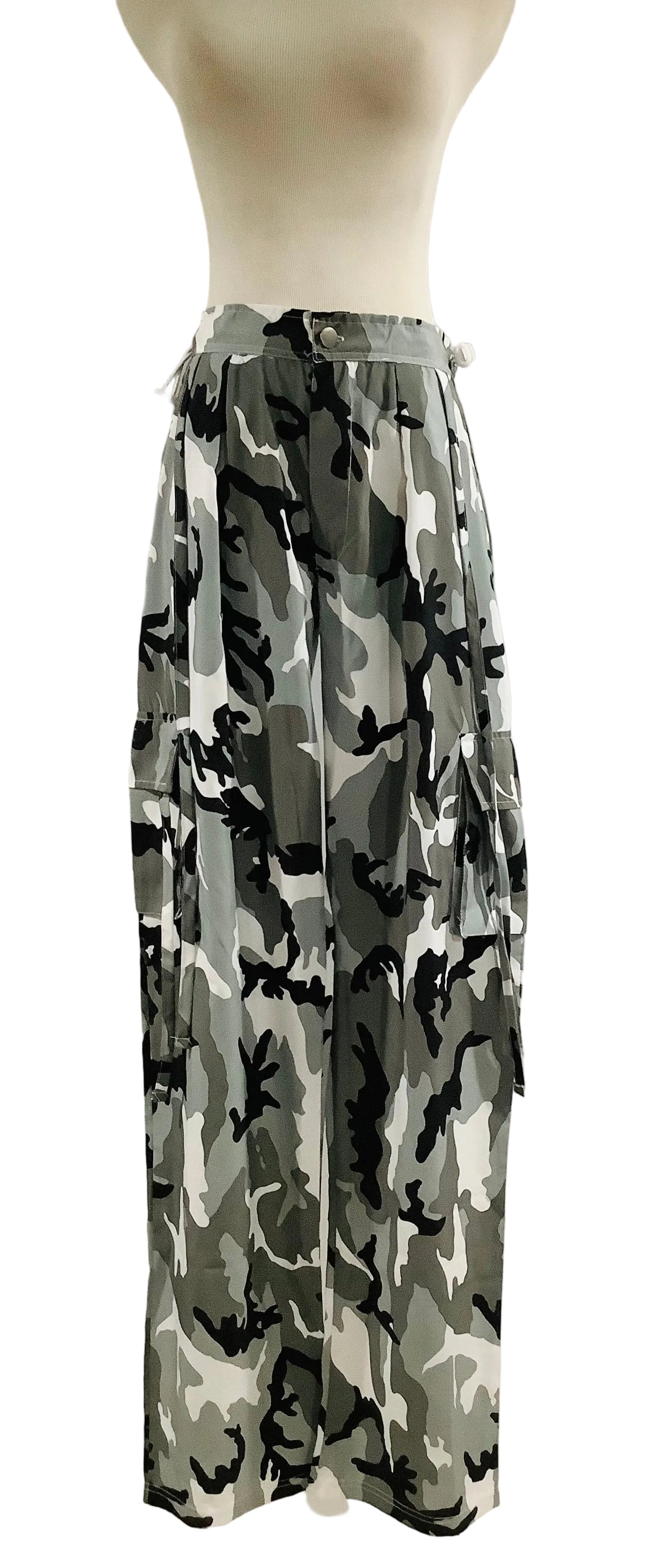 Grey Camo Print Lightweight Low Rise Cargo Pants – Pretty Little Thing
