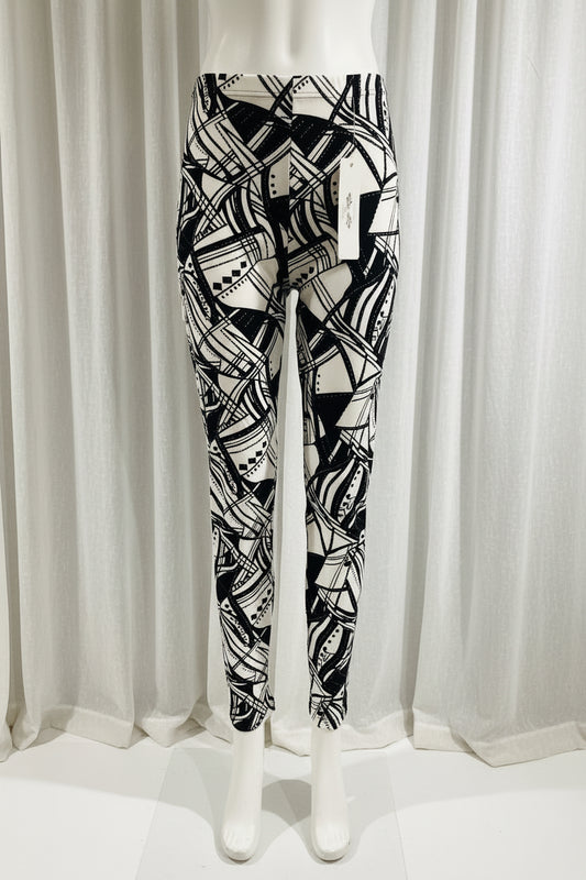 Buttery Soft Abstract Black & White Leggings | Women's Stretch Pants