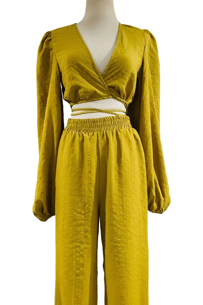 Boohoo Yellow Textured Relaxed Fit Two-Piece Jogger Set